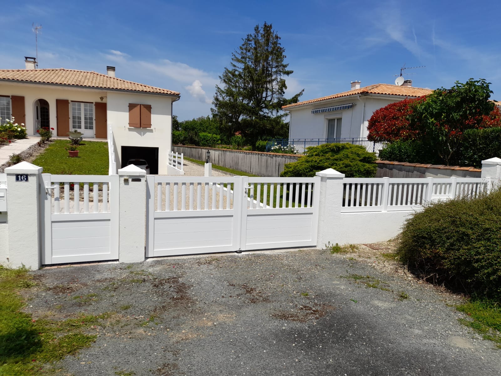 Portail & clôture composites